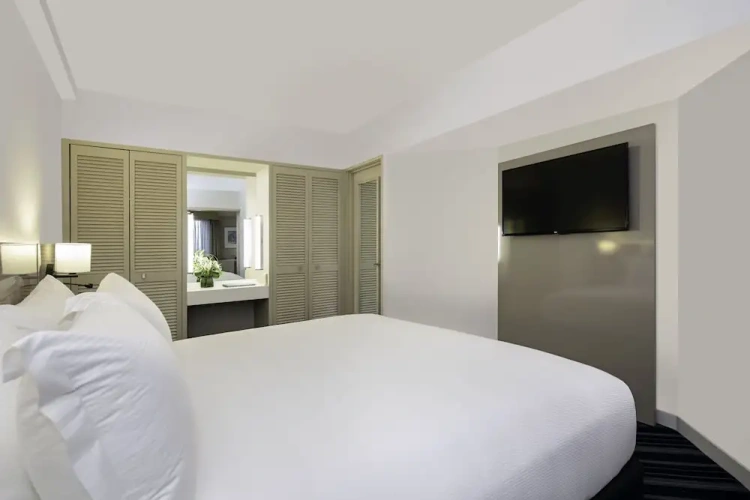 1 Bedroom Double Suite