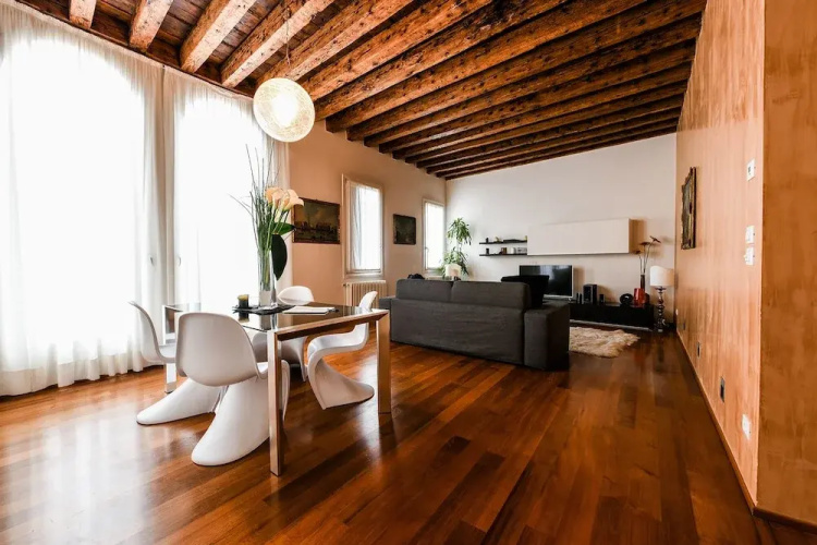 Frari Luxury