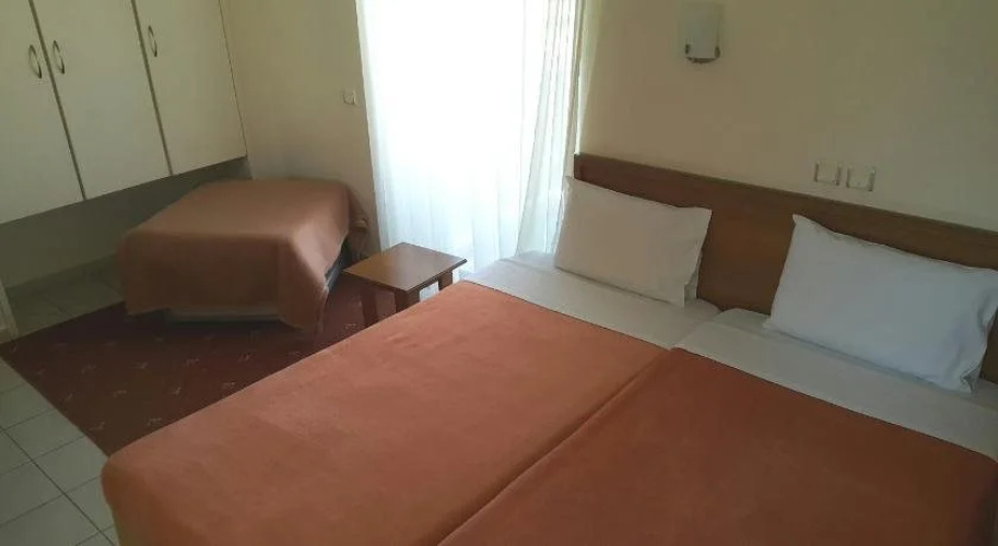 Hera Hotel