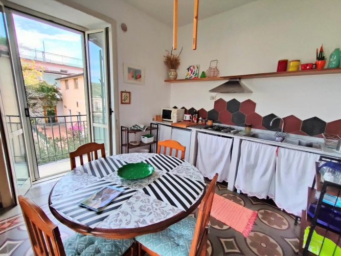Panoramic Apartment in Villa on The Beach, In Center