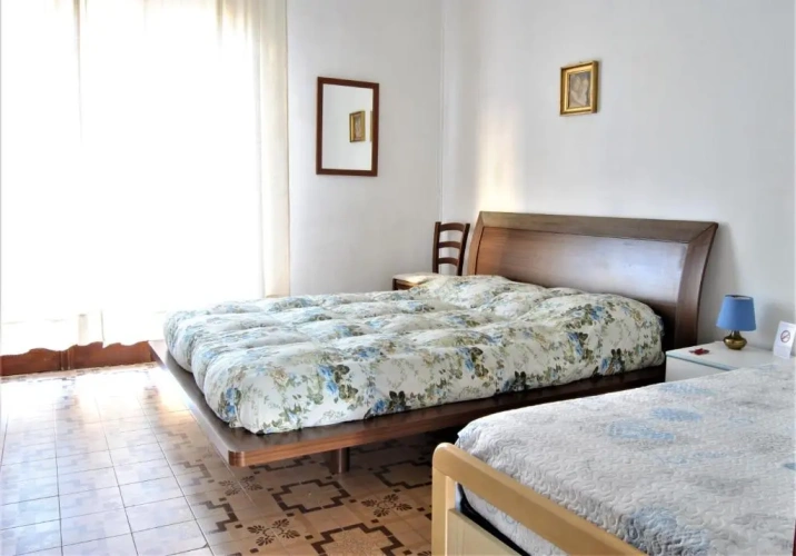 3 Bedrooms Apartment