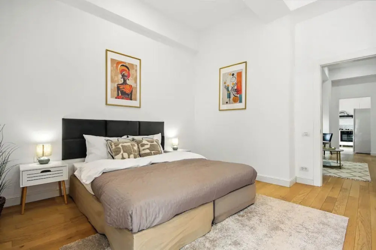 Victoriei Luxury