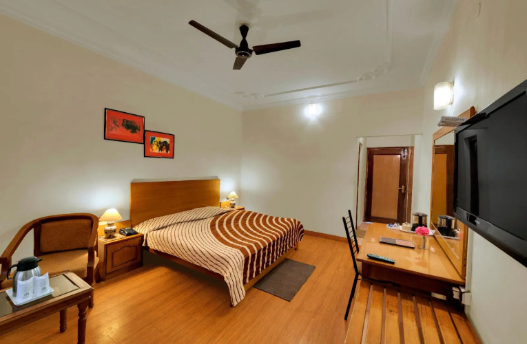 Suman Royal Resort