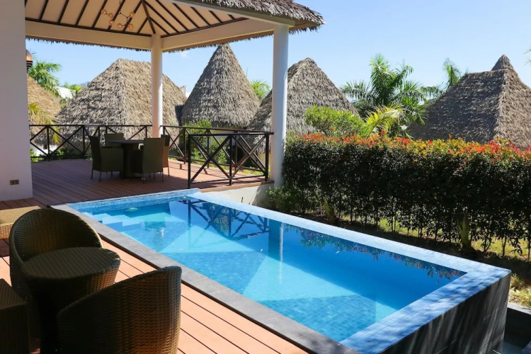 Safari Hotel And Villas