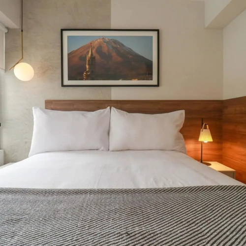 w Authentic 2BR in Miraflores