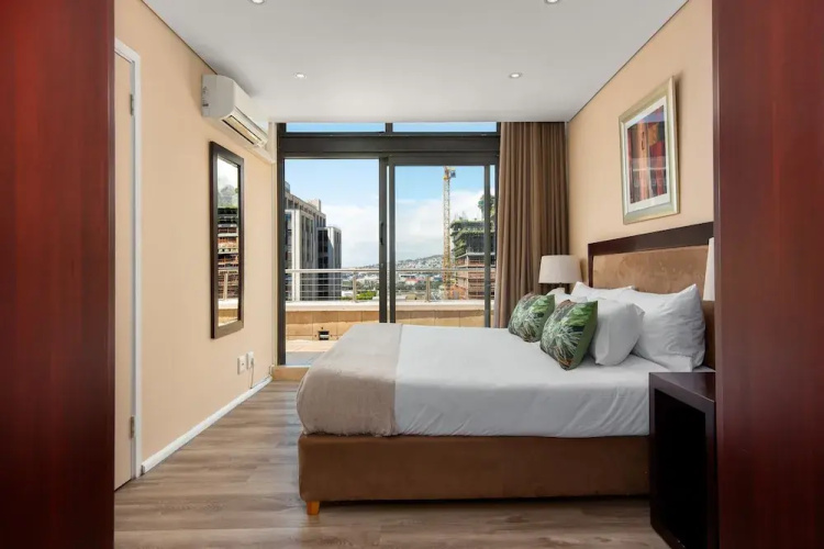 Fountain Suites 1103
