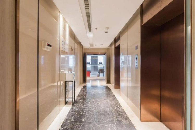 Xiangyang Langman City Hotel