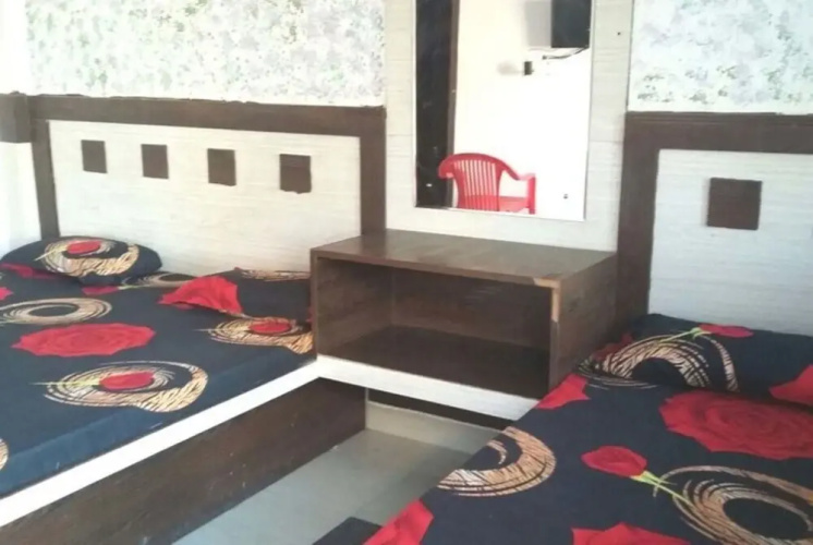 Jayanti Dham Mathura by Goroomgo