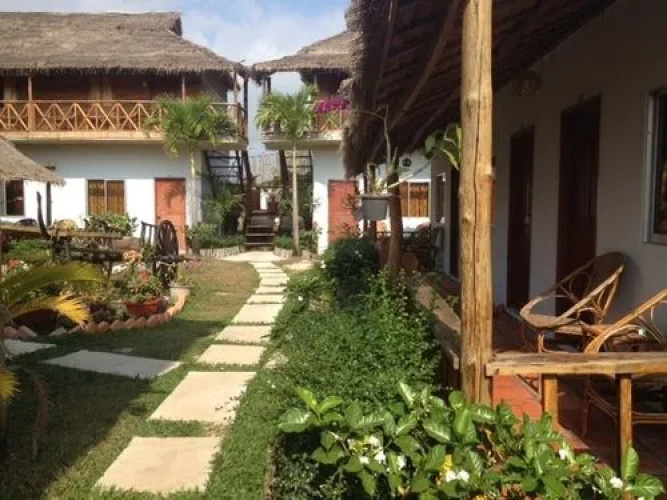 White Beach Bungalows