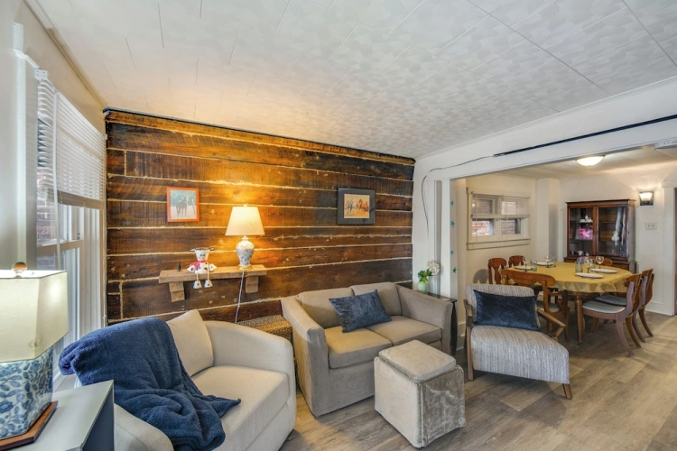 2 Bedrooms Cottage
