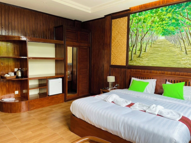 Kum-Chan House Hotel