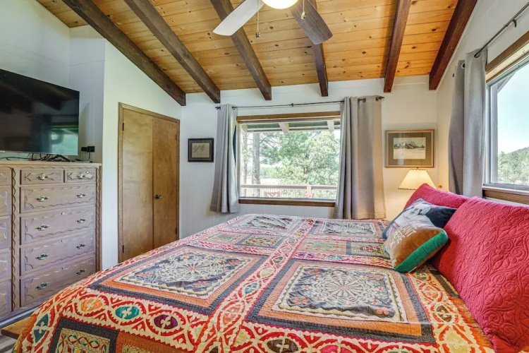 Monte Verde Lake Access & Views: Spacious Retreat!