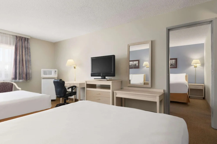 Travelodge Calgary South