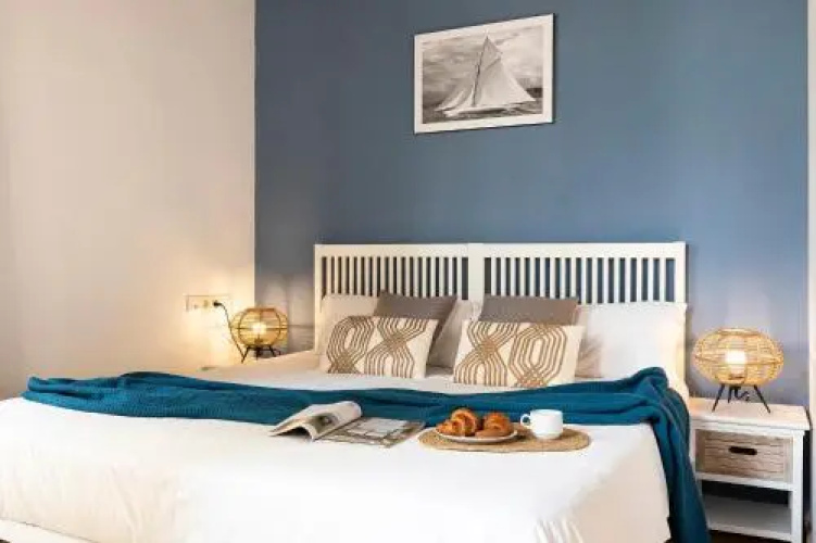 Barceloneta Suites Apartments Market