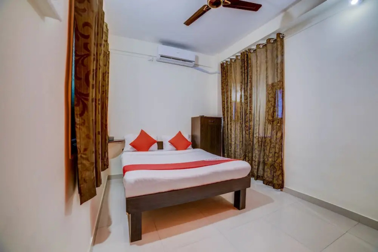 OYO 24282 Sai Lodging