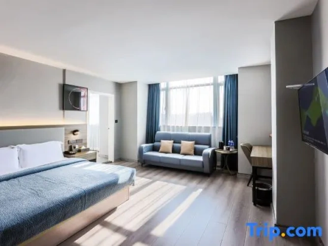 2 Bedrooms Suite