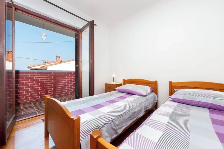 Apartment Eda