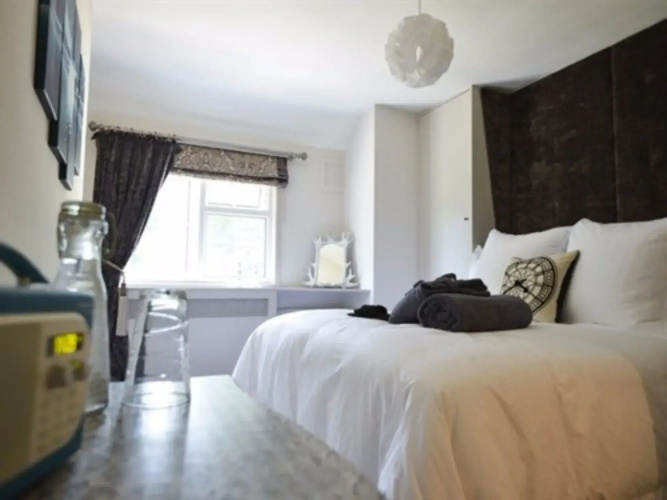 Crazy Fox Hurley Boutique Bed & Breakfast