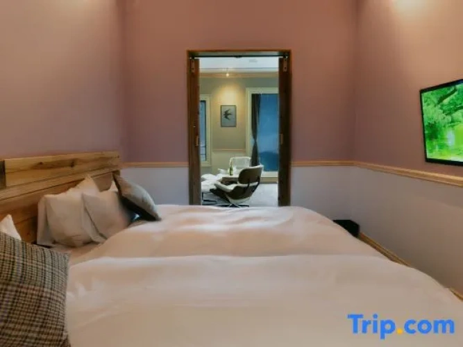 Double Suite with river view