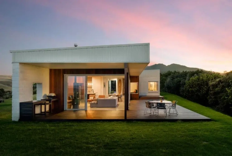 4 Bedrooms Cottage