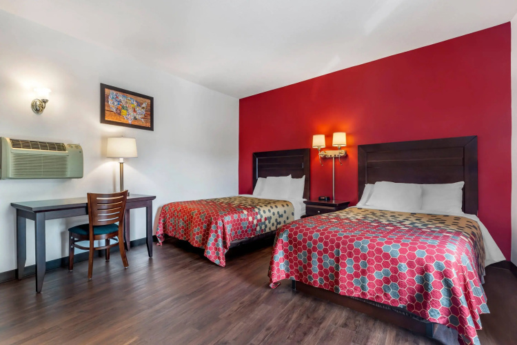 Econo Lodge Lee - Great Barrington