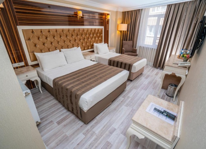 Triple room