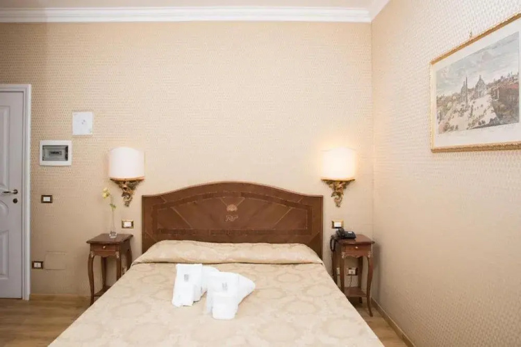 Trevi Qq Rooms