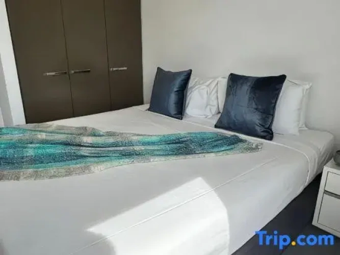 2 Bedrooms Deluxe Double Apartment