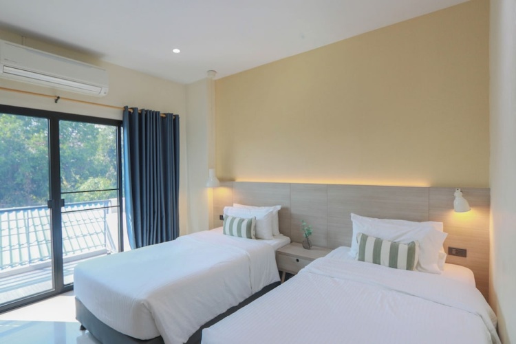 Superior Twin room