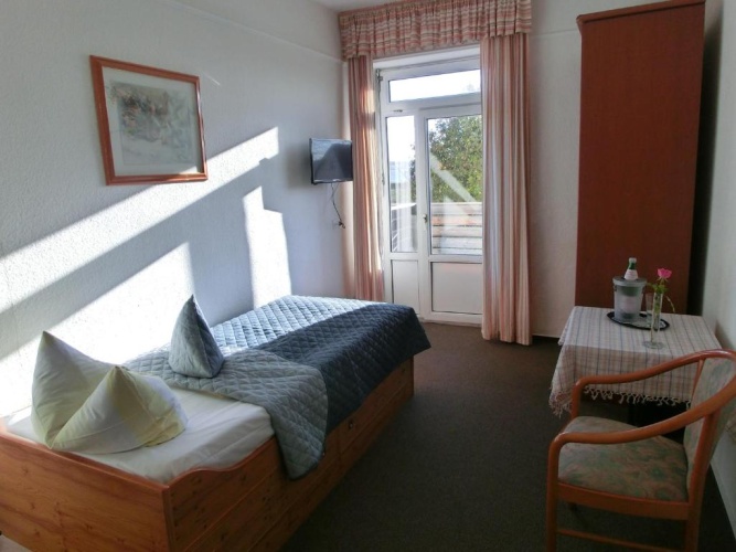 Standard Single room