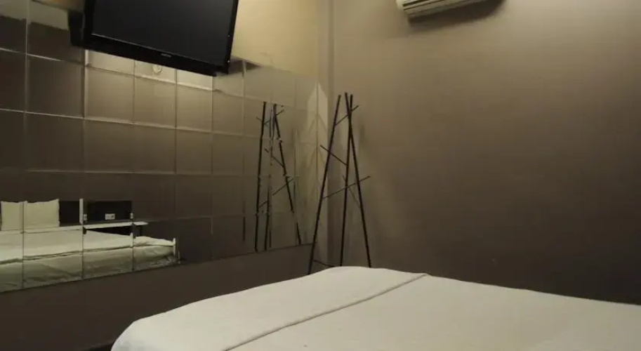 Nhat Loc Hotel