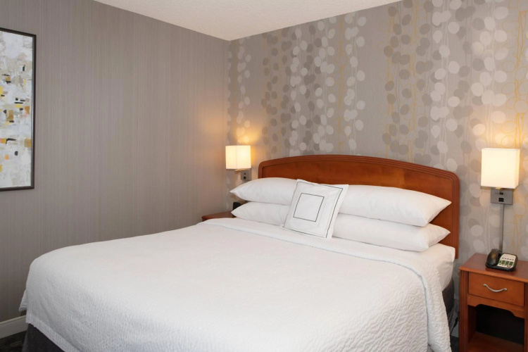 Courtyard by Marriott Newark Silicon Valley