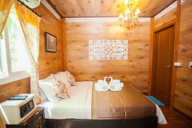 Laksameenarai Guesthouse - Hostel