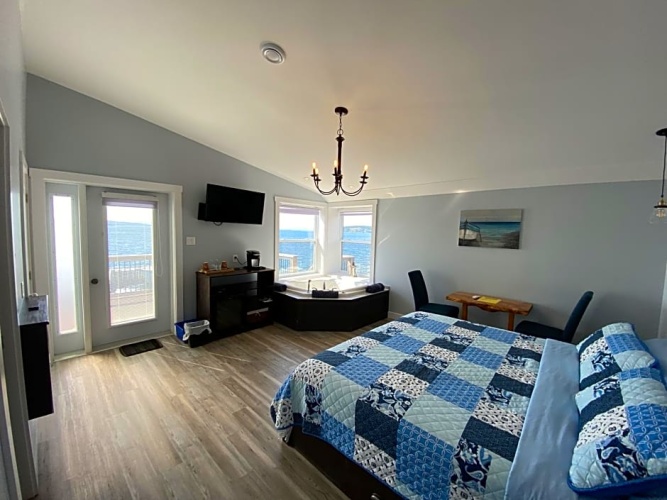 Deluxe Double Suite