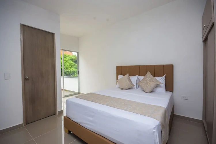 Junior Suite with balcony and with city view