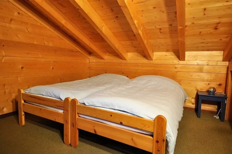 3 Bedrooms Apartment