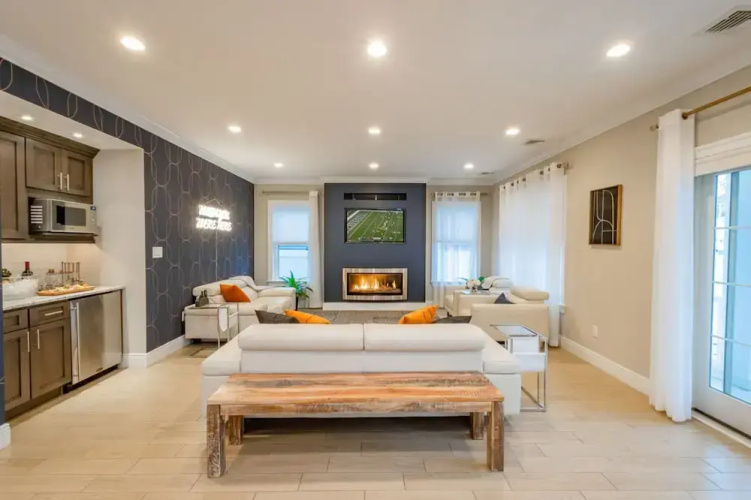 Spacious 6BR Beach Home With Elevator Heated Pool - Ideal for Family Vacations