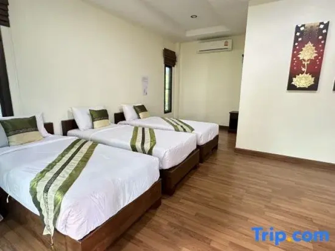 Deluxe Family room