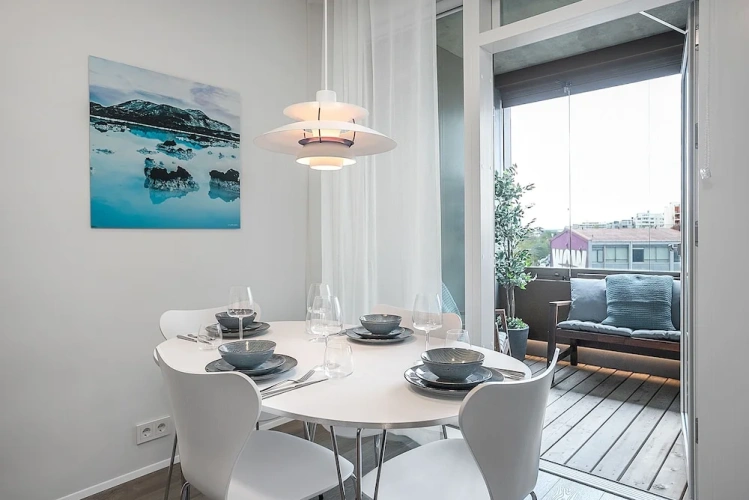1 Bedroom Premier Apartment with balcony