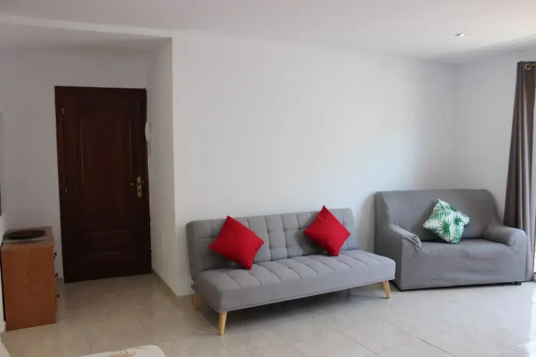 F And M 1 Home Apartment
