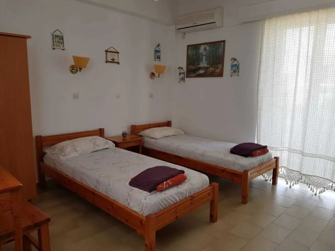 Family run 2 bed Studio Apartment 3