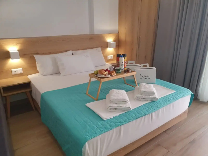 Anassa Suites