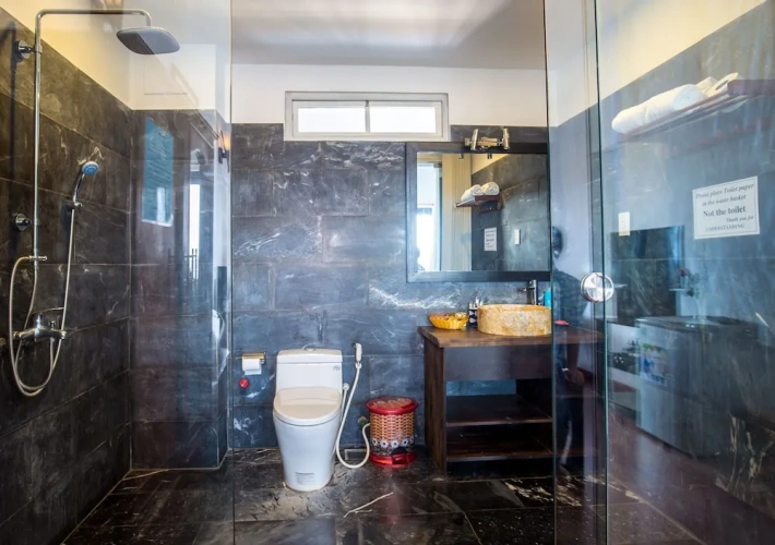 Standard Twin room with balcony