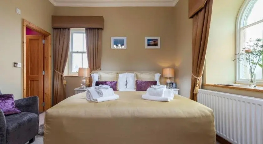 St Cuthbert's House - Guest house
