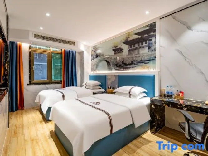 Economy Twin room