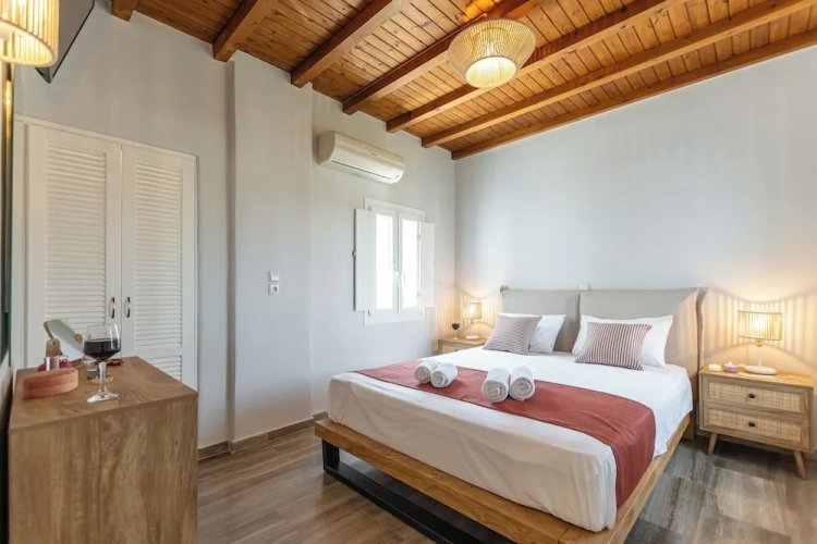 3 Bedrooms Executive Villa with sea view