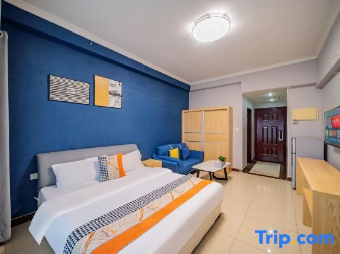 Standard Double room with city view