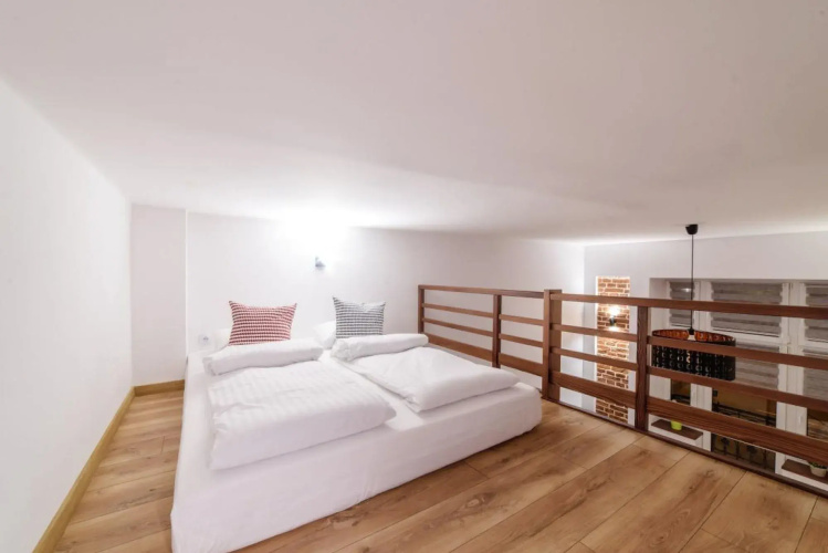 2 Nights Apartments