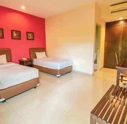 Standard (No window) Twin room