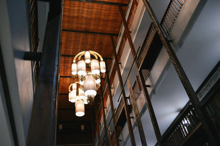 Sunny V HotelOver view